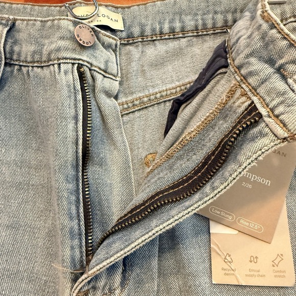 Oliver Logan Thompson Wide Leg Jeans Light Wash Blue Pleated High Rise 26 NEW - Picture 9 of 13